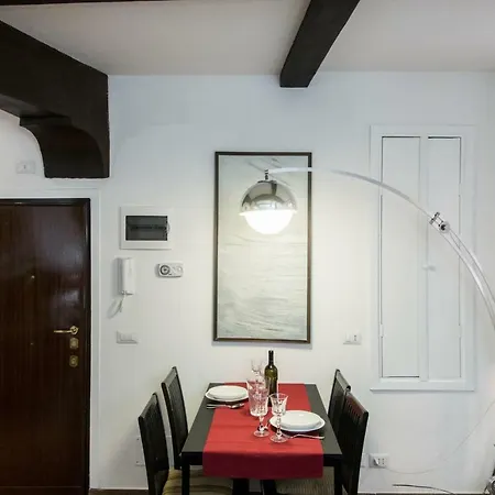 Apartment Campo De' Fiori Rom